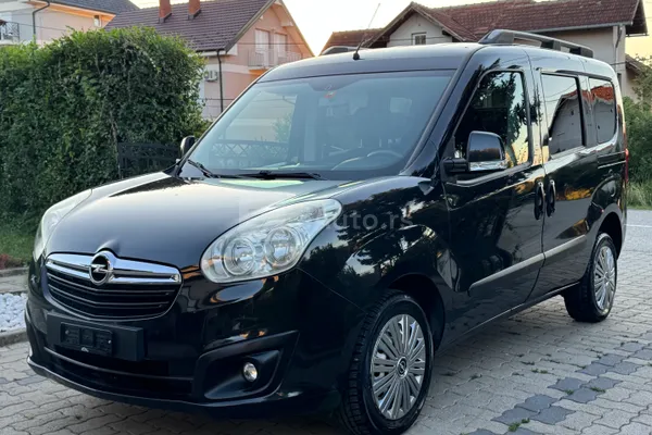 Opel Combo — polovni automobil