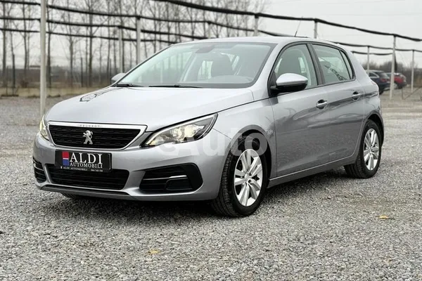 Peugeot 308 — polovni automobil