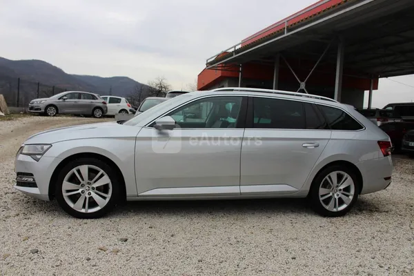 Škoda Superb — polovni automobil