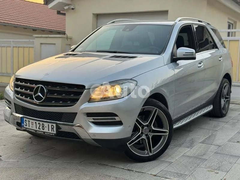 Mercedes Benz ML 250 — polovni automobil