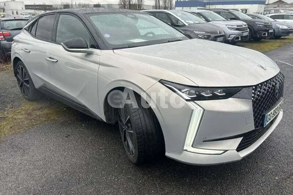 DS 4 — polovni automobil