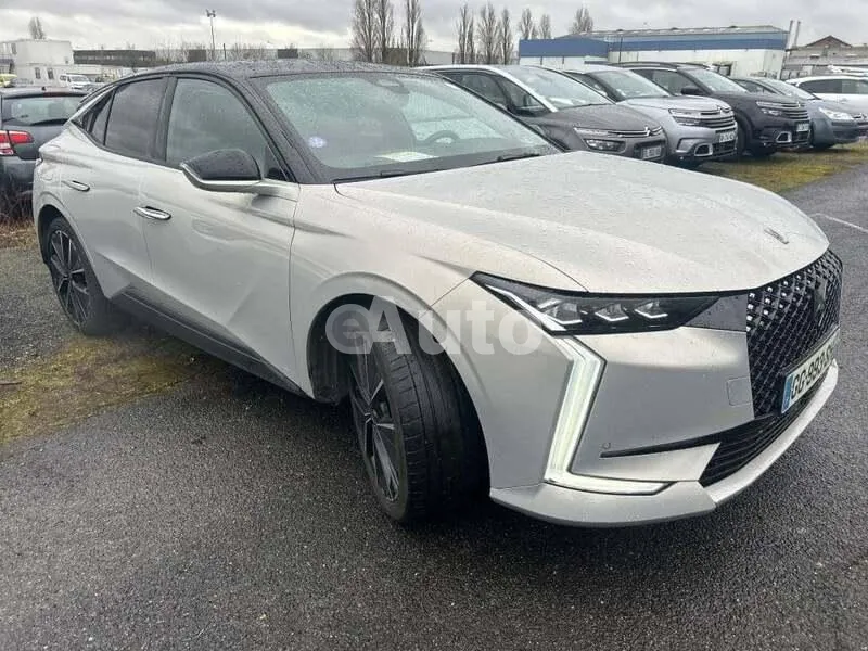 DS 4 — polovni automobil