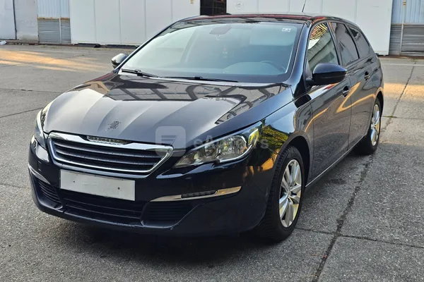 Peugeot 308 — polovni automobil