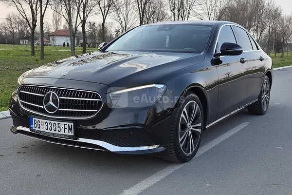 Mercedes Benz E 220 — polovni automobil