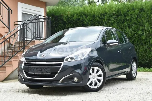 Peugeot 208 — polovni automobil