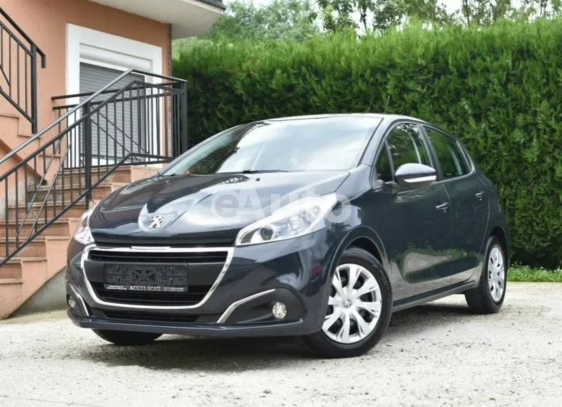 Peugeot 208 — polovni automobil