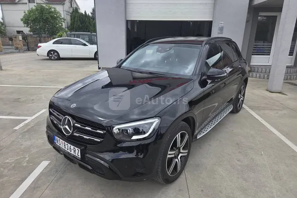 Mercedes Benz GLC 300 — polovni automobil
