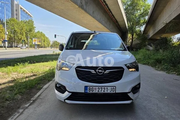 Opel Combo — polovni automobil