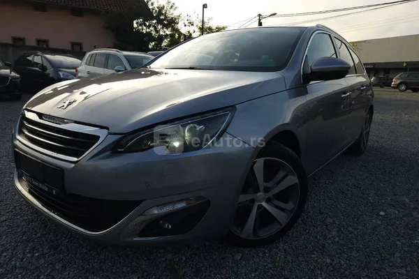Peugeot 308 — polovni automobil