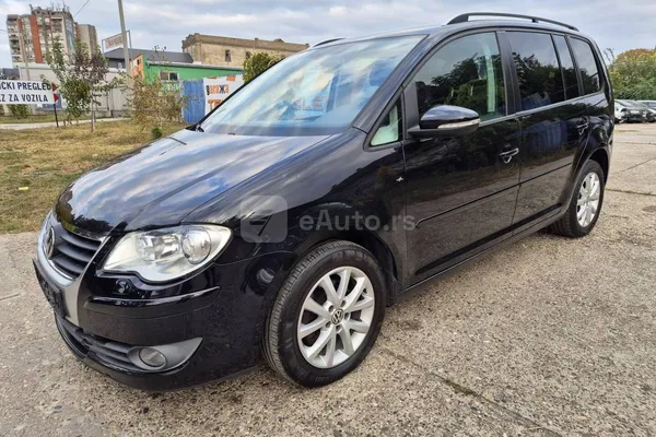 Volkswagen Touran — polovni automobil