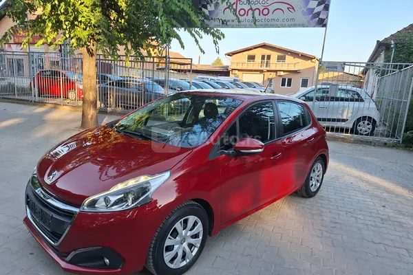 Peugeot 208 — polovni automobil