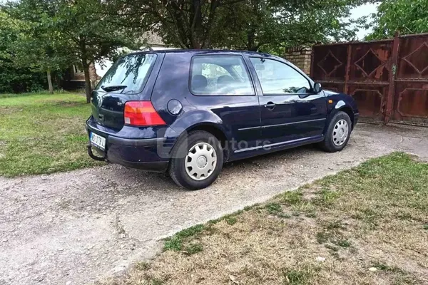 Volkswagen Golf 4 — polovni automobil