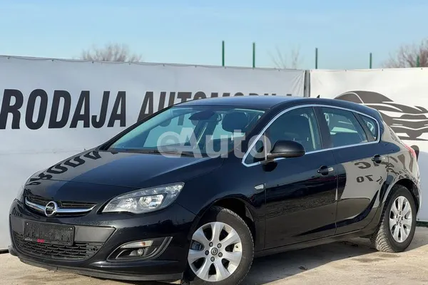 Opel Astra J — polovni automobil