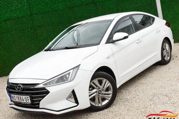 Hyundai Elantra — polovni automobil