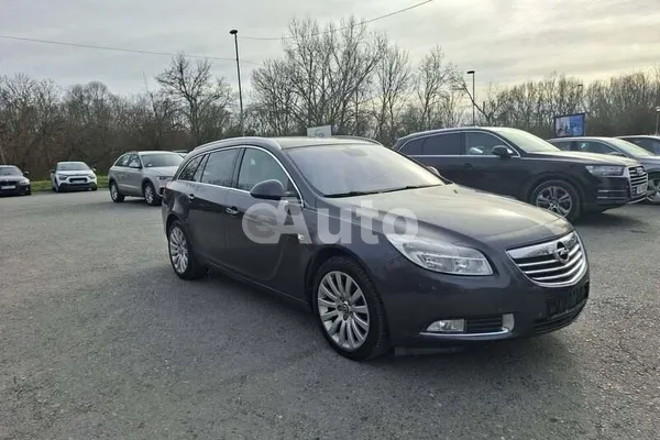 Opel Insignia — polovni automobil