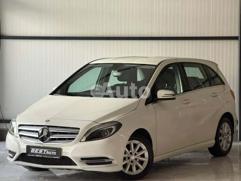 Mercedes Benz B 180 — polovni automobil