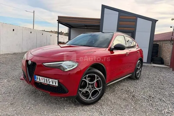 Alfa Romeo Stelvio — polovni automobil
