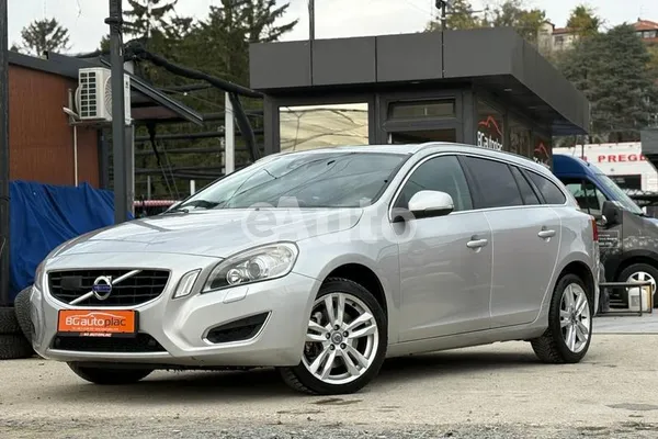 Volvo V60 — polovni automobil