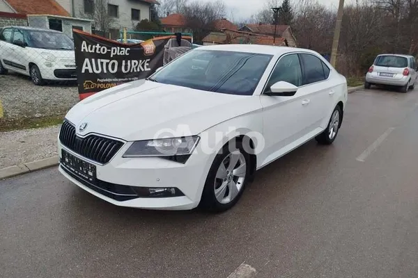 Škoda Superb — polovni automobil