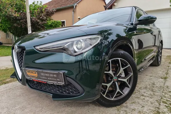 Alfa Romeo Stelvio — polovni automobil