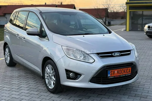 Ford Grand C-Max — polovni automobil