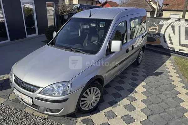 Opel Combo — polovni automobil