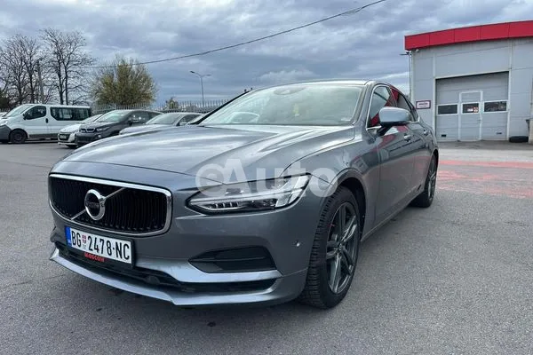 Volvo S90 — polovni automobil