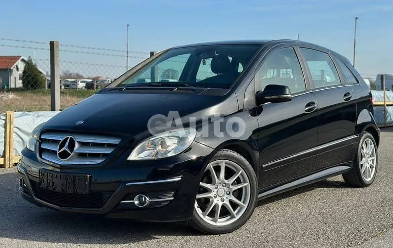 Mercedes Benz B 180 — polovni automobil