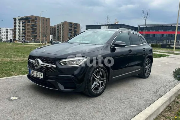 Mercedes Benz GLA 200 — polovni automobil