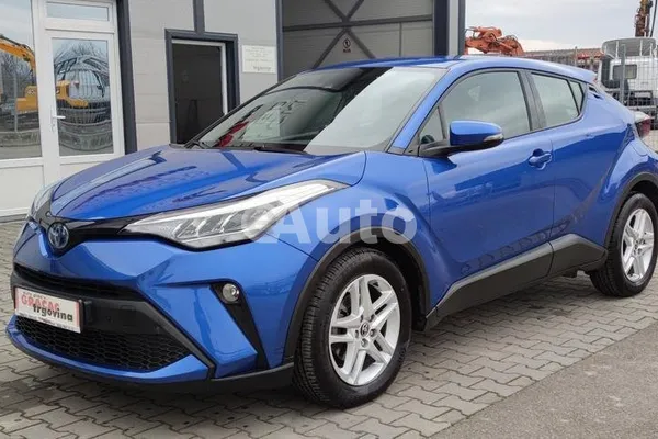 Toyota C-HR — polovni automobil