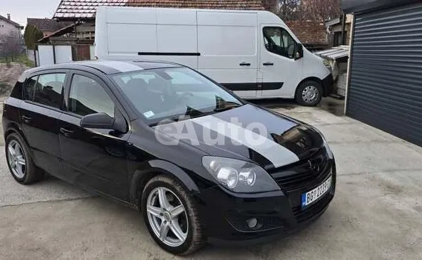 Opel Astra H — polovni automobil