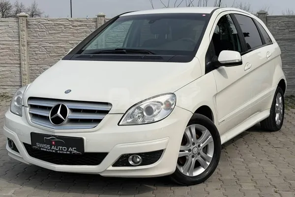 Mercedes Benz B 180 — polovni automobil