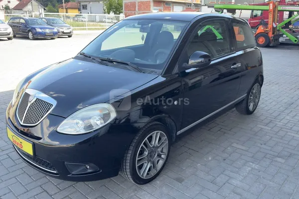 Lancia Ypsilon — polovni automobil