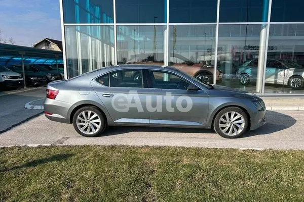 Škoda Superb — polovni automobil