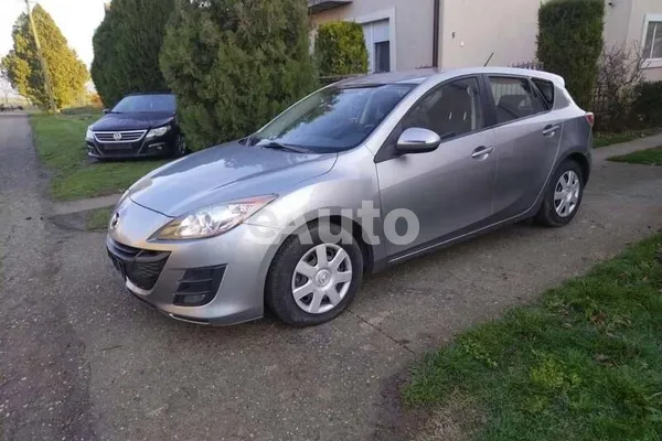 Mazda 3 — polovni automobil