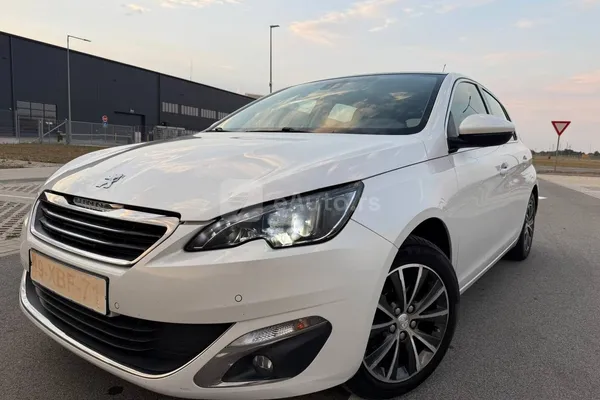 Peugeot 308 — polovni automobil