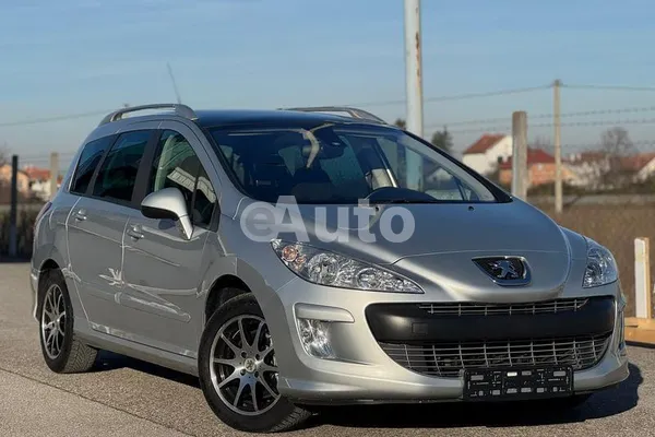 Peugeot 308 — polovni automobil