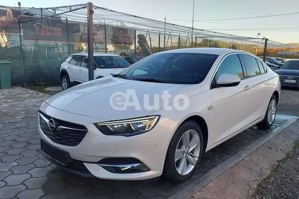 Opel Insignia — polovni automobil