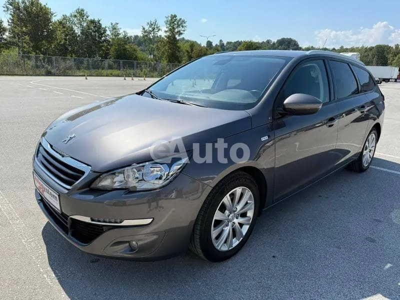 Peugeot 308 — polovni automobil