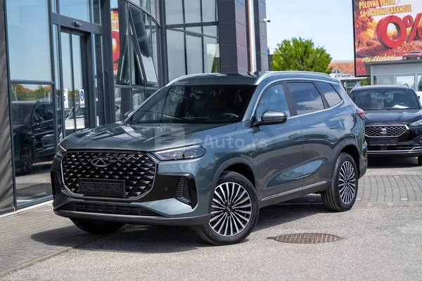 Chery Tiggo 8 — polovni automobil