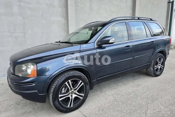 Volvo XC90 — polovni automobil