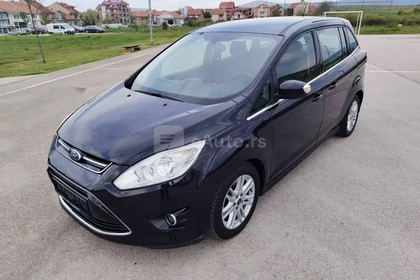 Ford Grand C-Max — polovni automobil