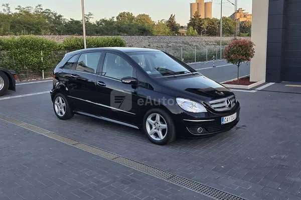 Mercedes Benz B 180 — polovni automobil