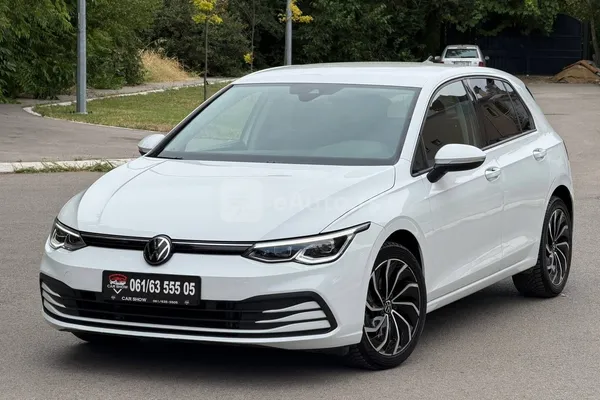 Volkswagen Golf 8 — polovni automobil