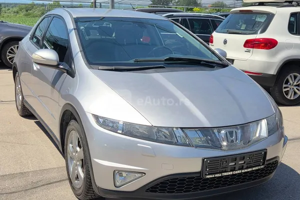 Honda Civic — polovni automobil