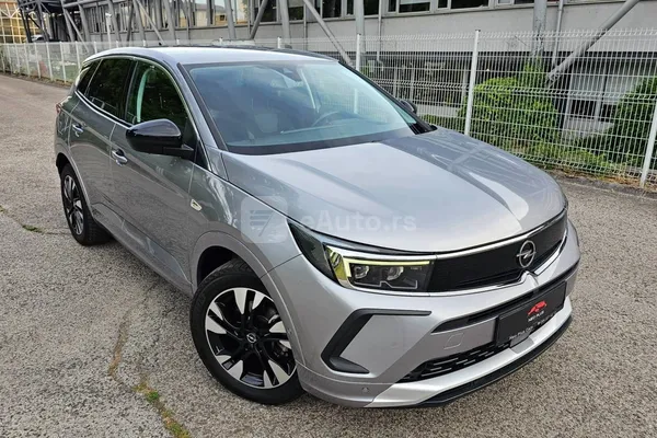 Opel Grandland X — polovni automobil