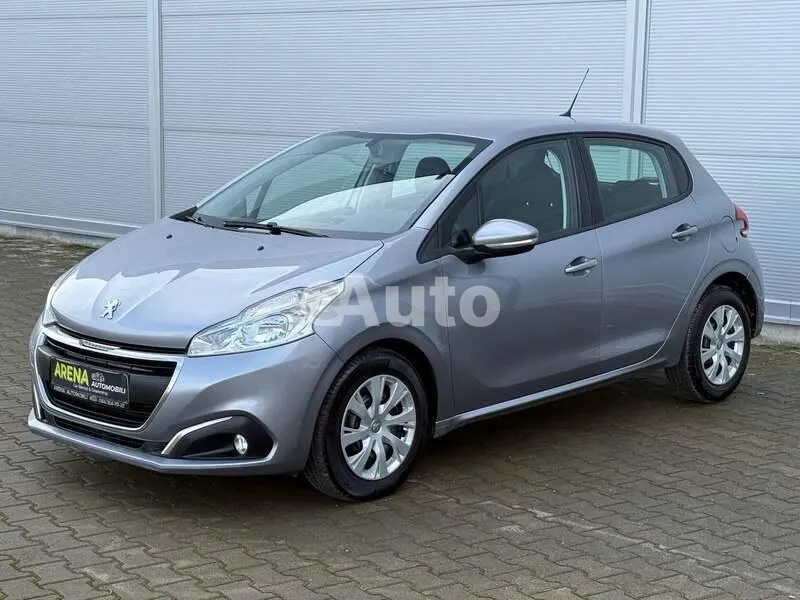 Peugeot 208 — polovni automobil
