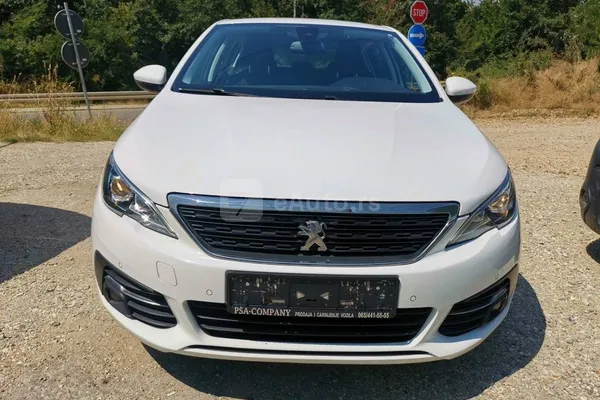 Peugeot 308 — polovni automobil