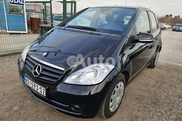 Mercedes Benz A 180 — polovni automobil