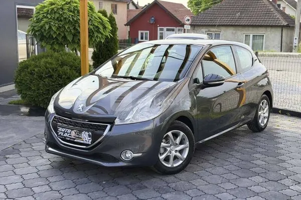 Peugeot 208 — polovni automobil